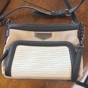 Simply Vera Vera Wang Crossbody